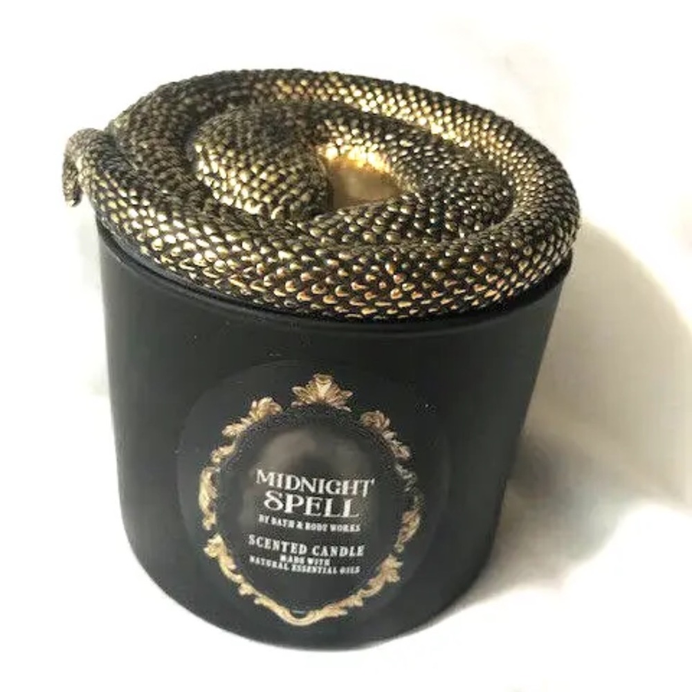 Bath and body works 3 wick candle